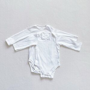 3/$25 Uniqlo M&S White Long Sleeve Cotton Onesie Bodysuit Bundle Unisex 9–18M